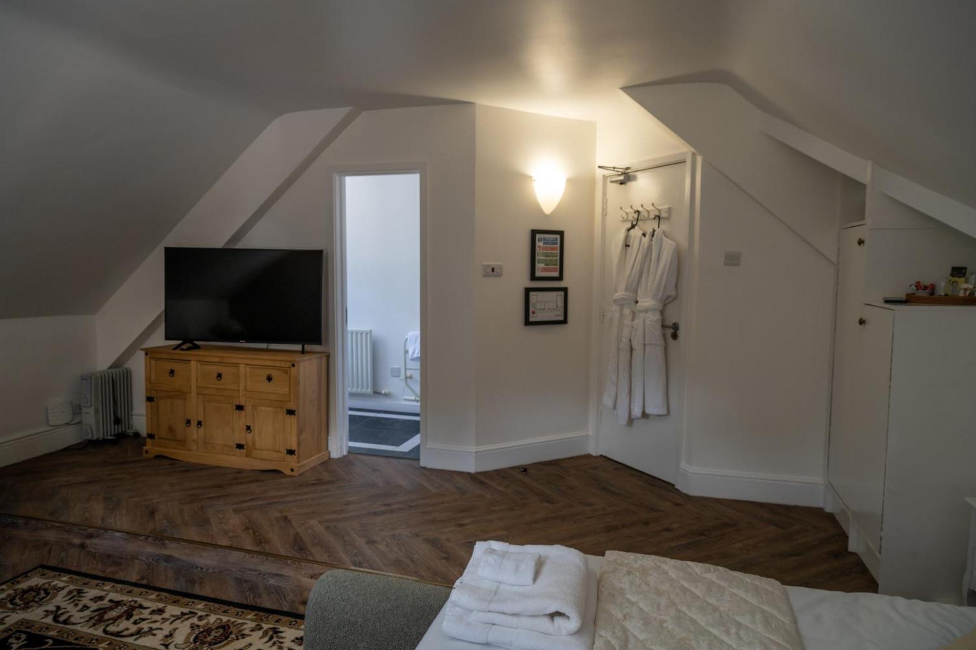 Croydon Hall Minehead Room photo
